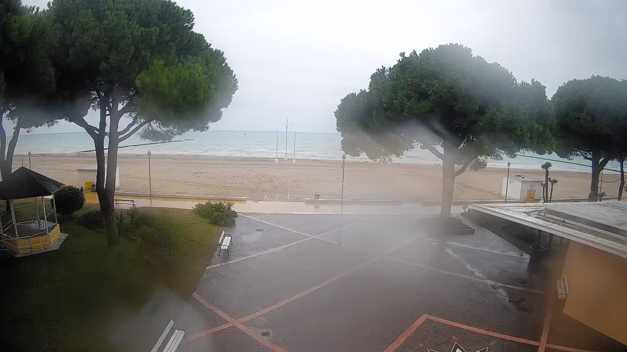 Spletna kamera Gradež (Grado) – Vhod na plažo