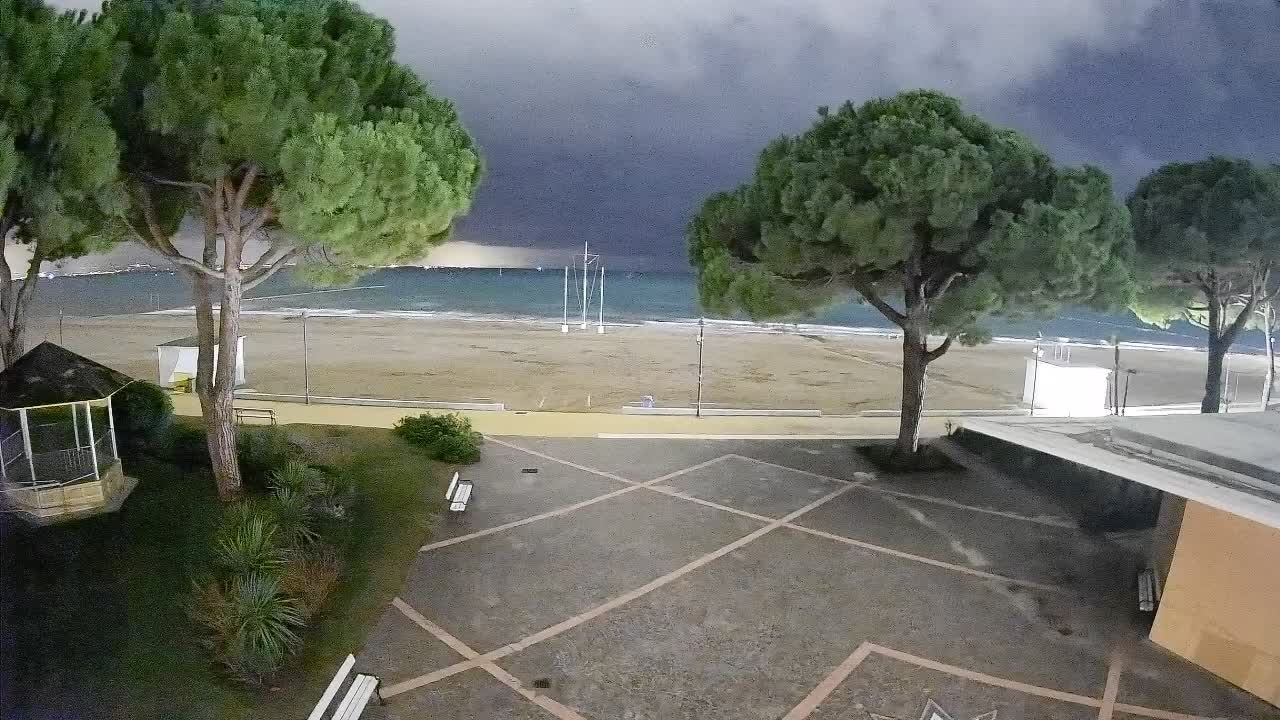 Spletna kamera Gradež (Grado) – Vhod na plažo