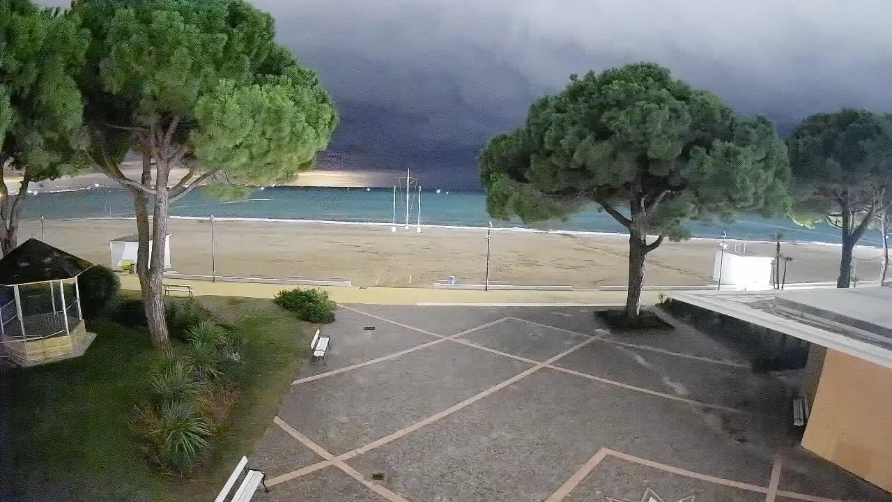 Spletna kamera Gradež (Grado) – Vhod na plažo