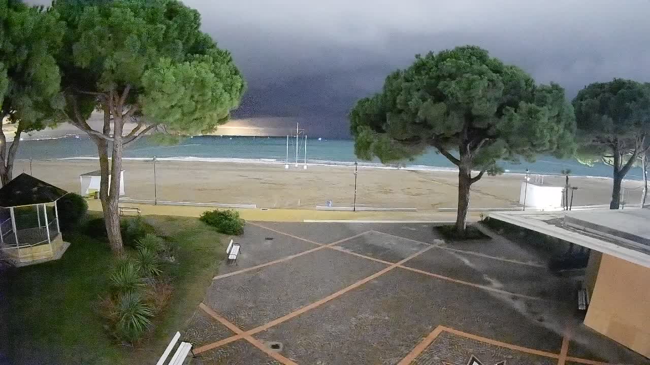 Spletna kamera Gradež (Grado) – Vhod na plažo