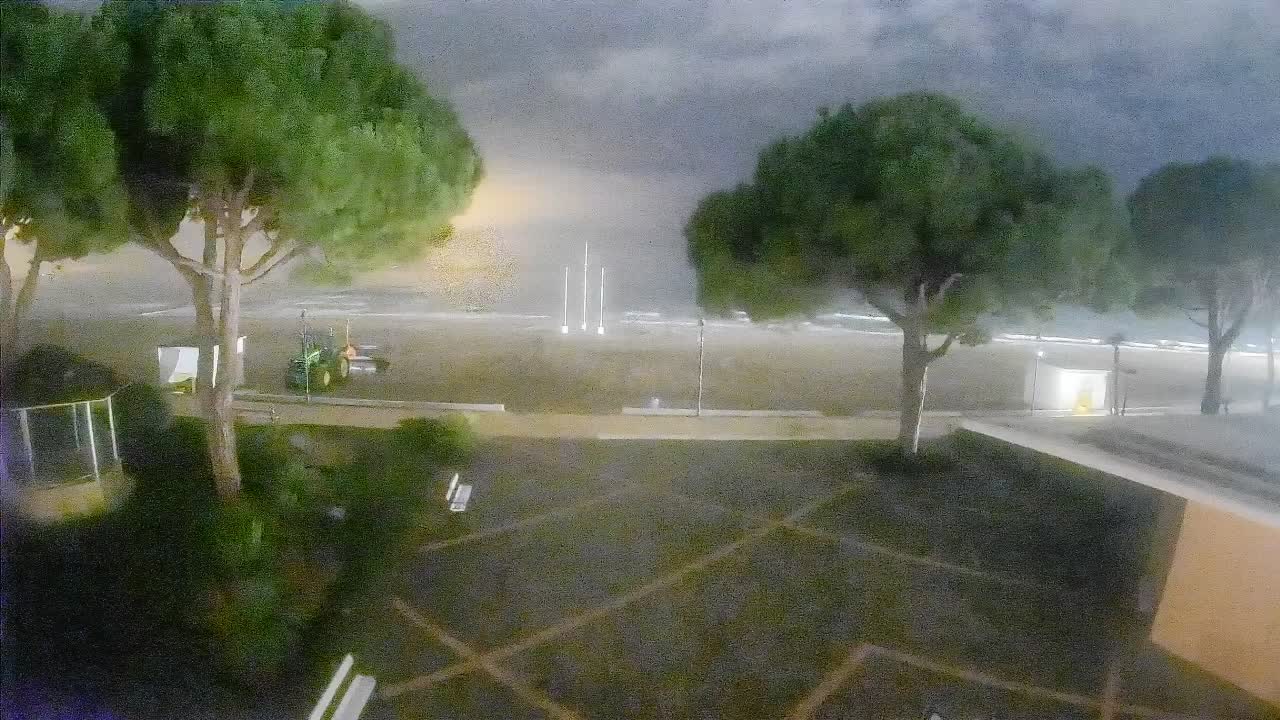 Spletna kamera Gradež (Grado) – Vhod na plažo