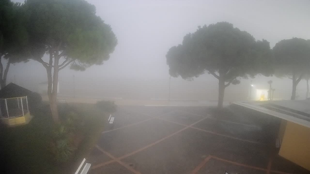 Grado Ulaz na Plažu | Pogled Uživo na Obalu