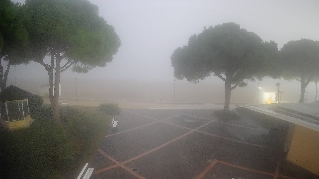 Grado Beach Webcam Entrance | Real-Time View of the Seaside