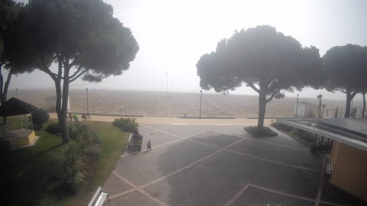 Spletna kamera Gradež (Grado) – Vhod na plažo