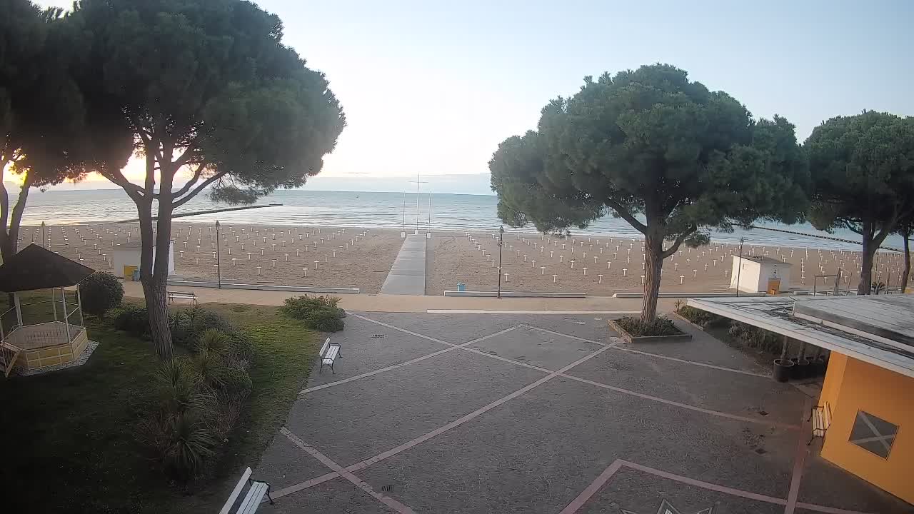 Spletna kamera Gradež (Grado) – Vhod na plažo