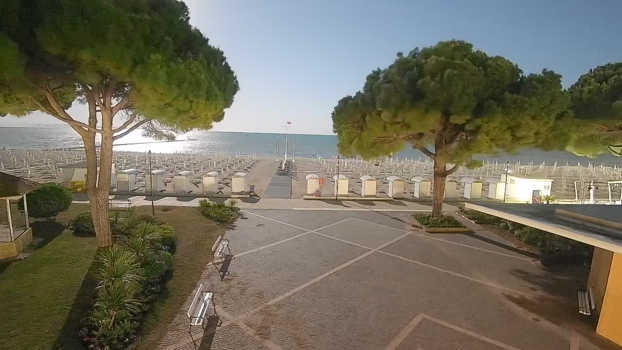 Ingresso Spiaggia Grado | Vista in Diretta sul Mare