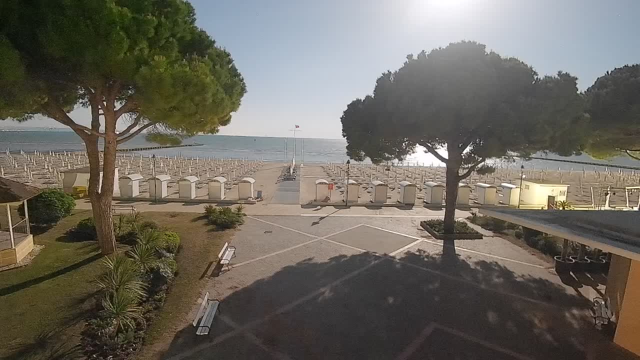 Ingresso Spiaggia Grado | Vista in Diretta sul Mare