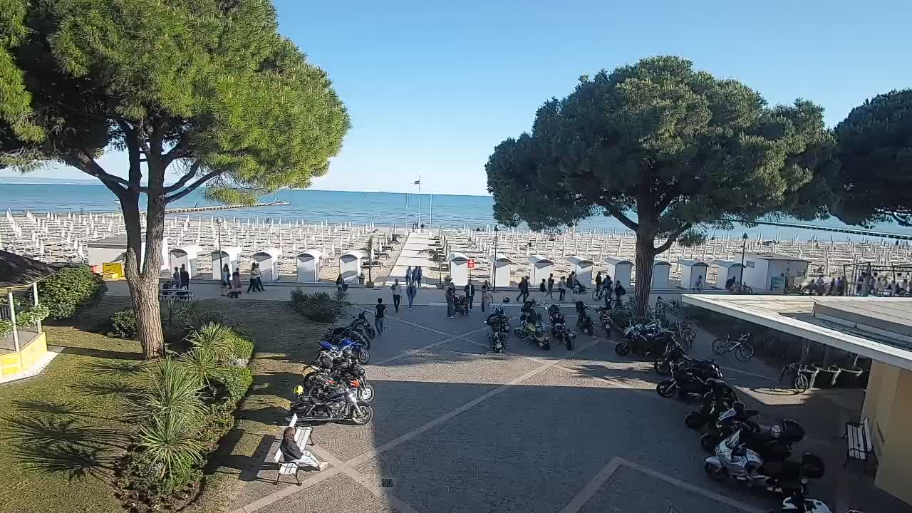 Ingresso Spiaggia Grado | Vista in Diretta sul Mare