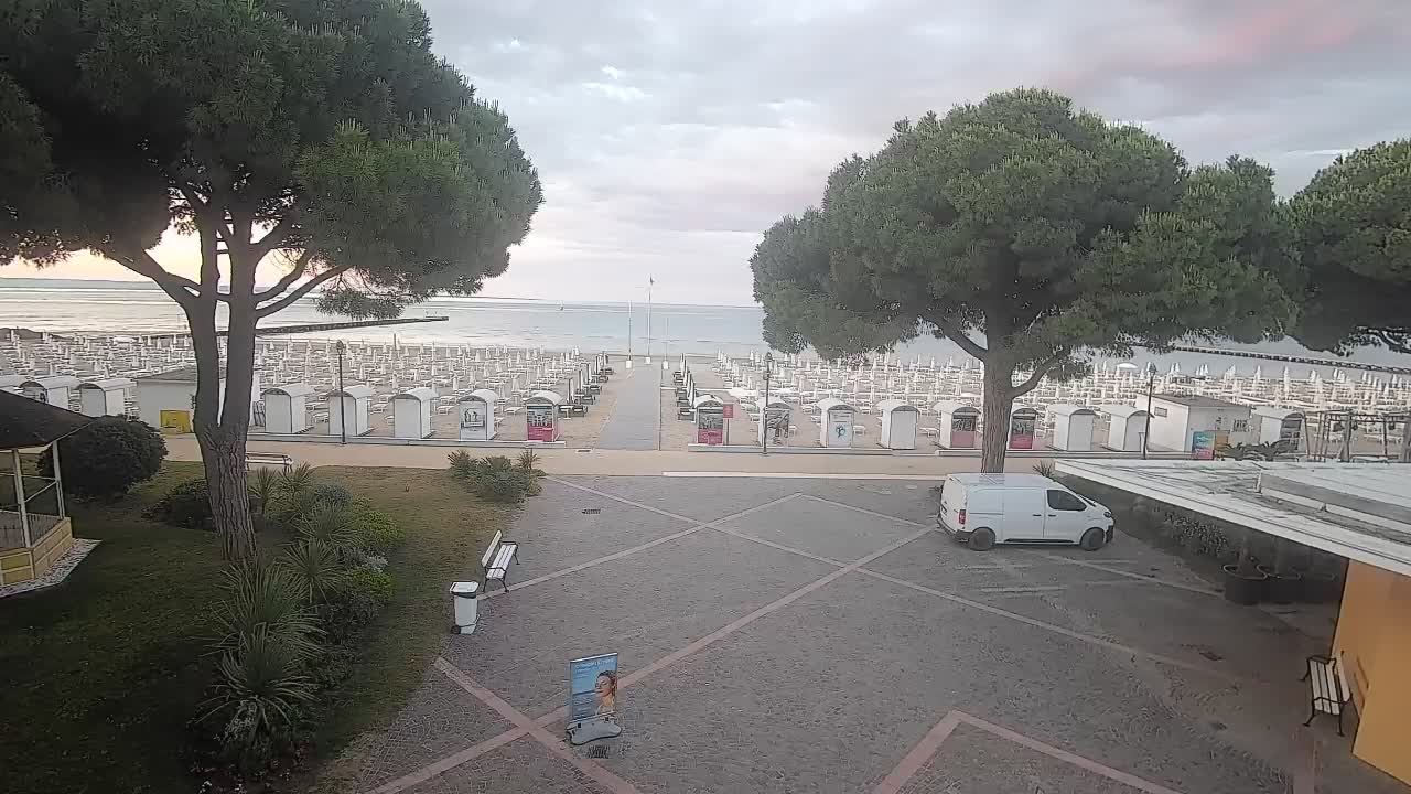 Grado Beach Entrance – Live Webcam