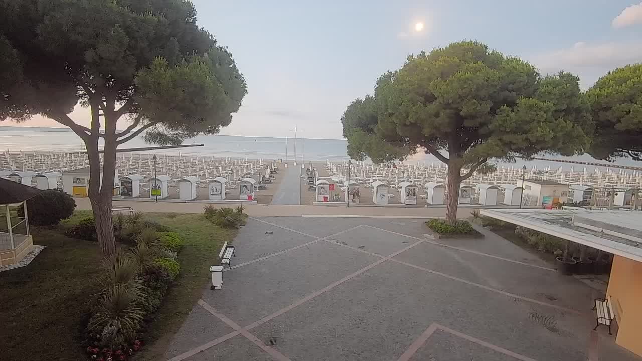 Grado Beach Entrance – Live Webcam