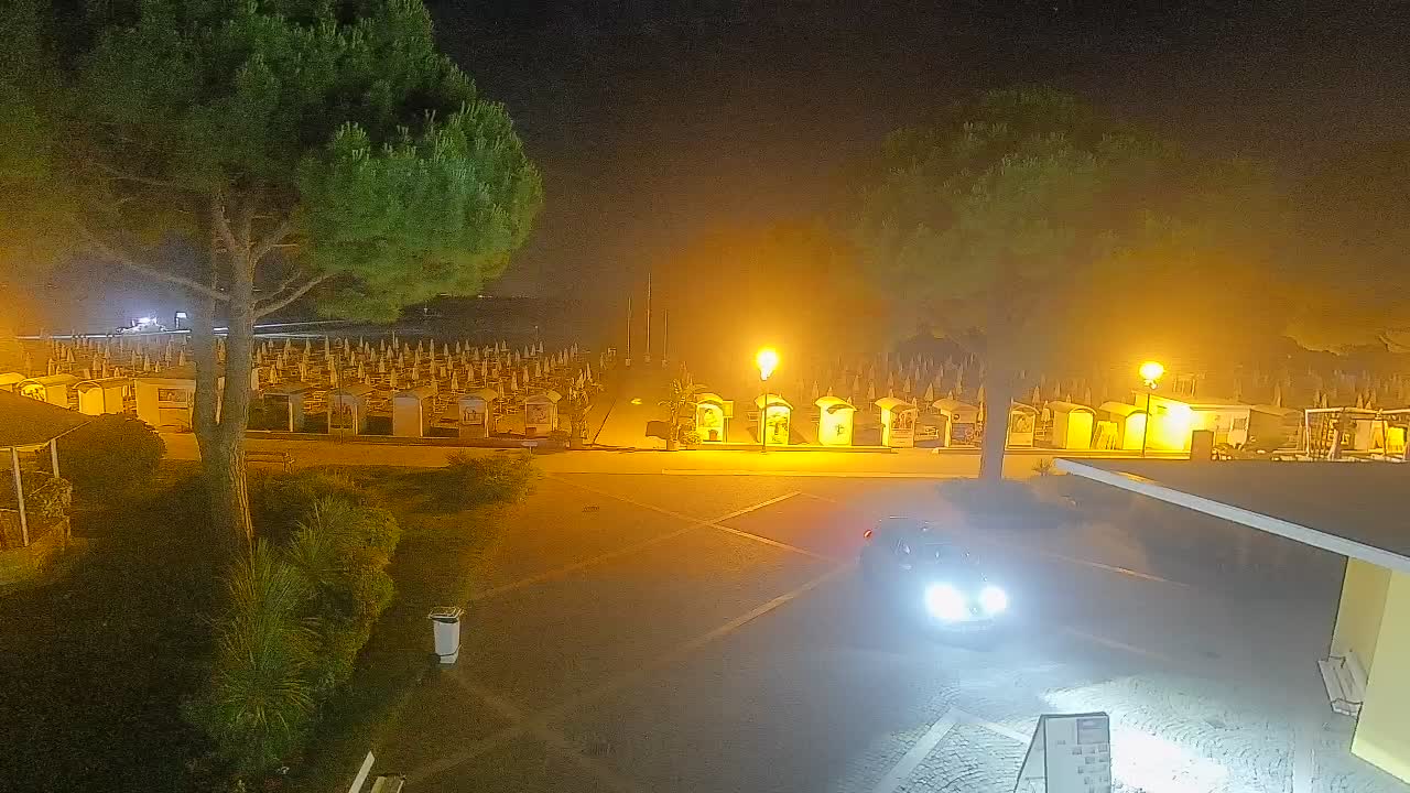 Spletna kamera Gradež (Grado) – Vhod na plažo