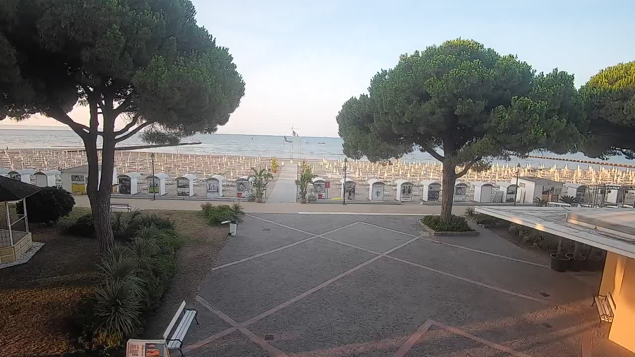 Spletna kamera Gradež (Grado) – Vhod na plažo