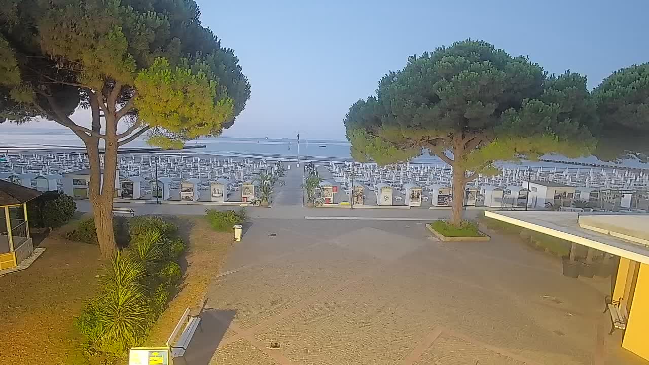 Spletna kamera Gradež (Grado) – Vhod na plažo