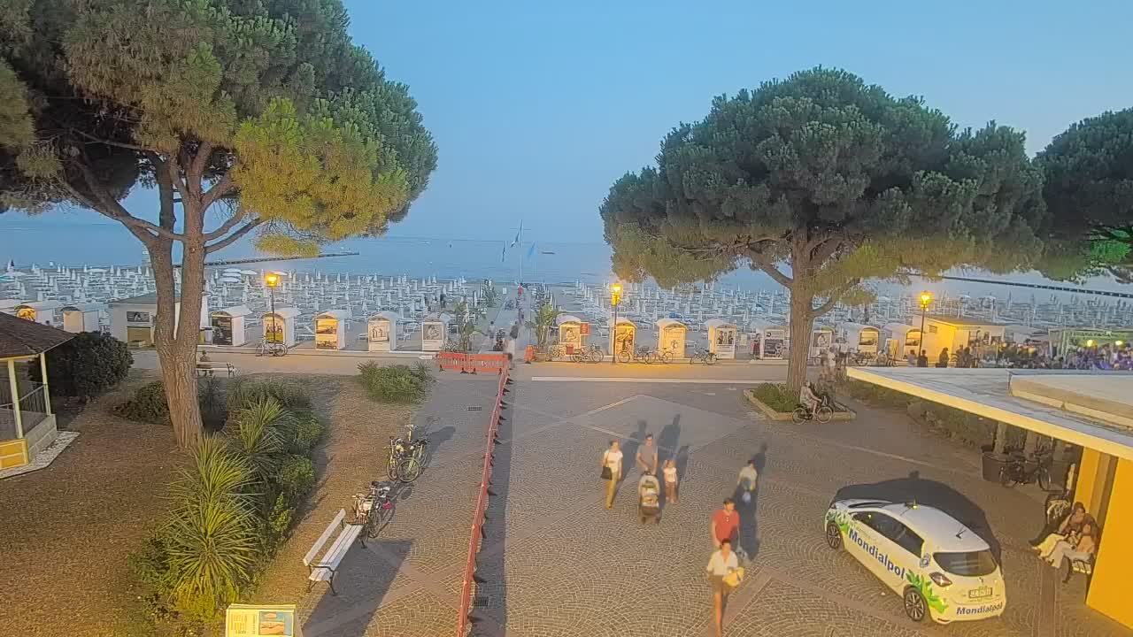 Spletna kamera Gradež (Grado) – Vhod na plažo