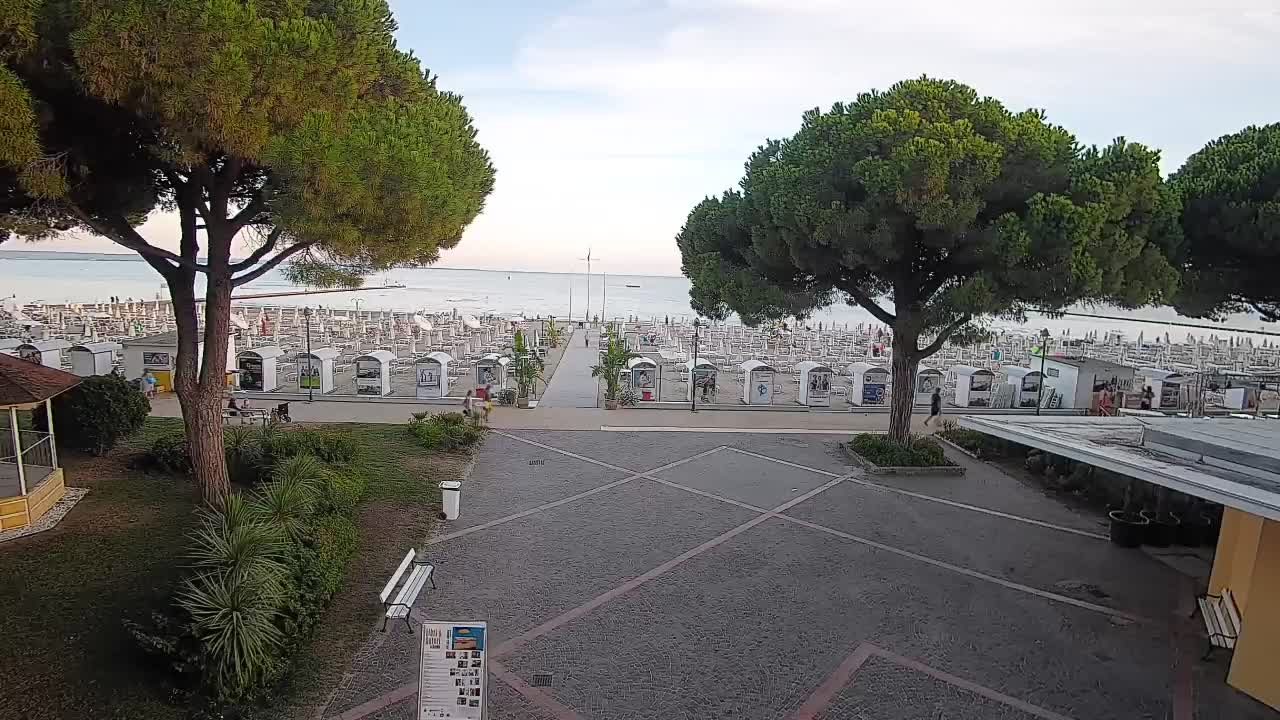 Spletna kamera Gradež (Grado) – Vhod na plažo