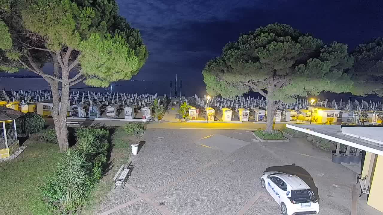 Spletna kamera Gradež (Grado) – Vhod na plažo