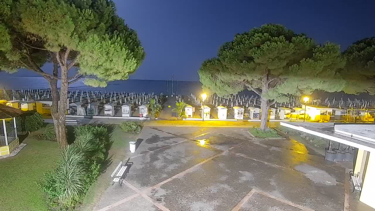 Spletna kamera Gradež (Grado) – Vhod na plažo