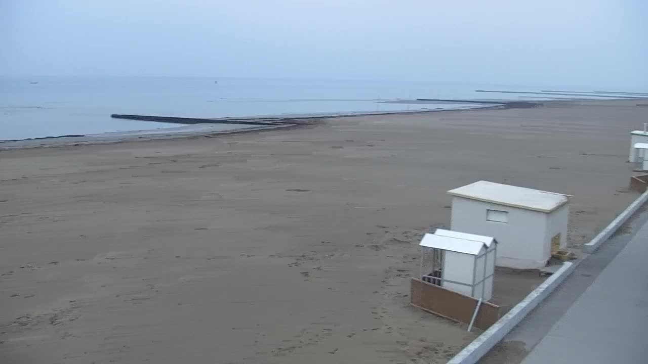 Webcam Live Grado: Vista sulla spiaggia e sull’acquapark in tempo reale