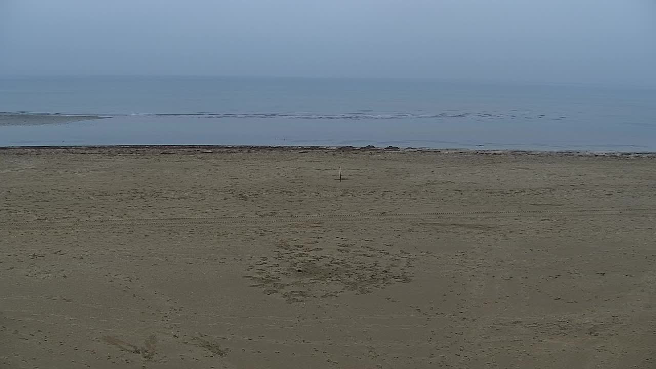 Spletna kamera v živo Grado: Pogledi na plažo in vodni park v realnem času