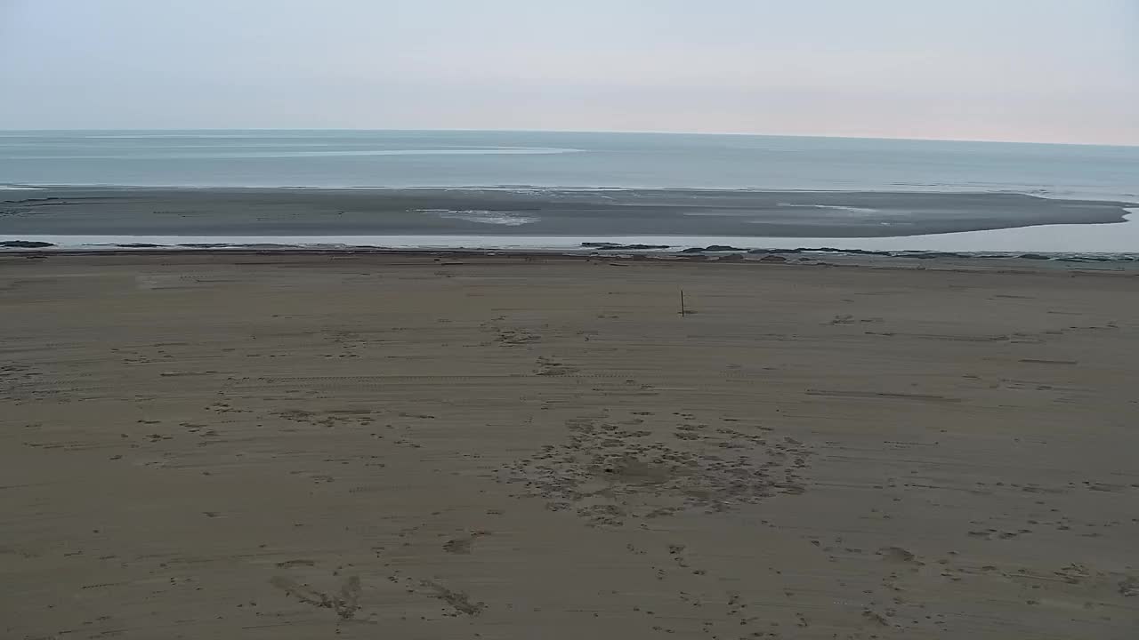 Webcam en vivo Grado: Vistas de la playa y del parque acuático en tiempo real