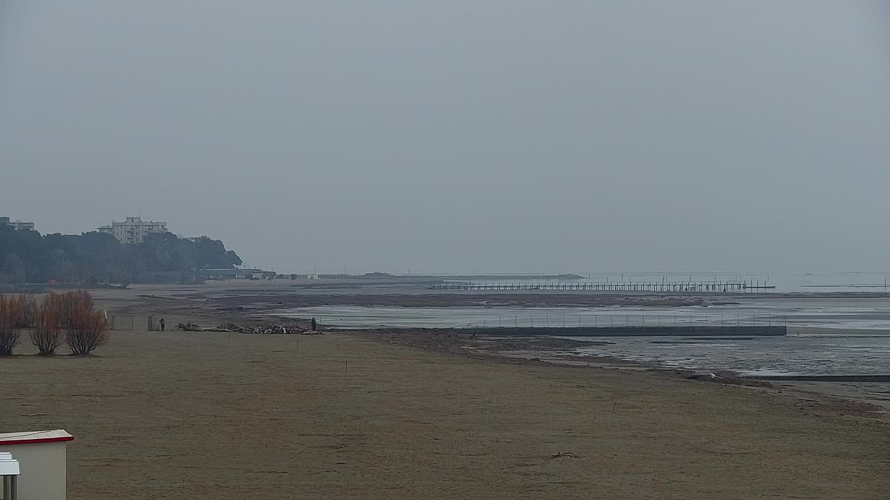 Webcam Live Grado: Vista sulla spiaggia e sull’acquapark in tempo reale