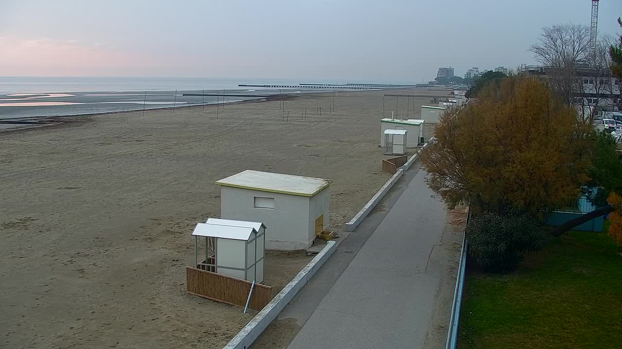 Webcam Live Grado: Vista sulla spiaggia e sull’acquapark in tempo reale