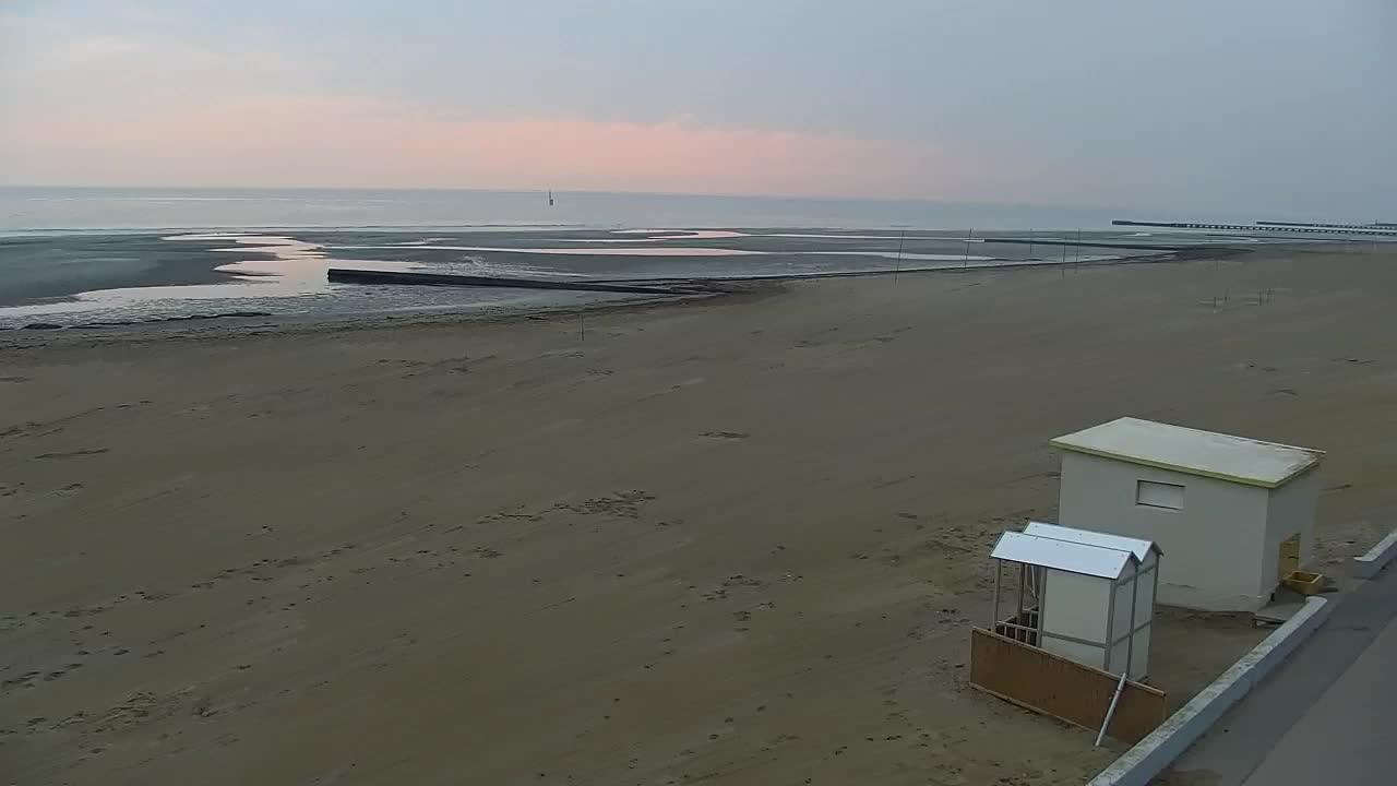 Webcam Live Grado: Vista sulla spiaggia e sull’acquapark in tempo reale