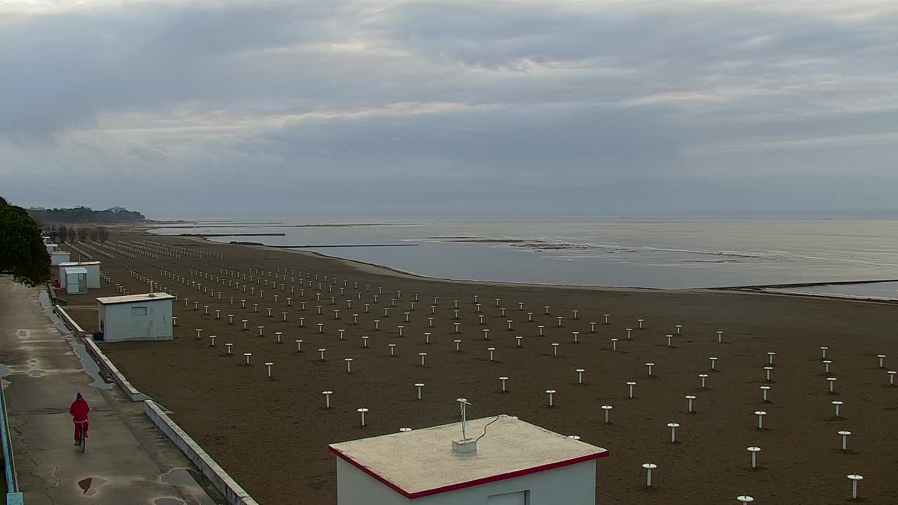 Webcam Live Grado: Vista sulla spiaggia e sull’acquapark in tempo reale