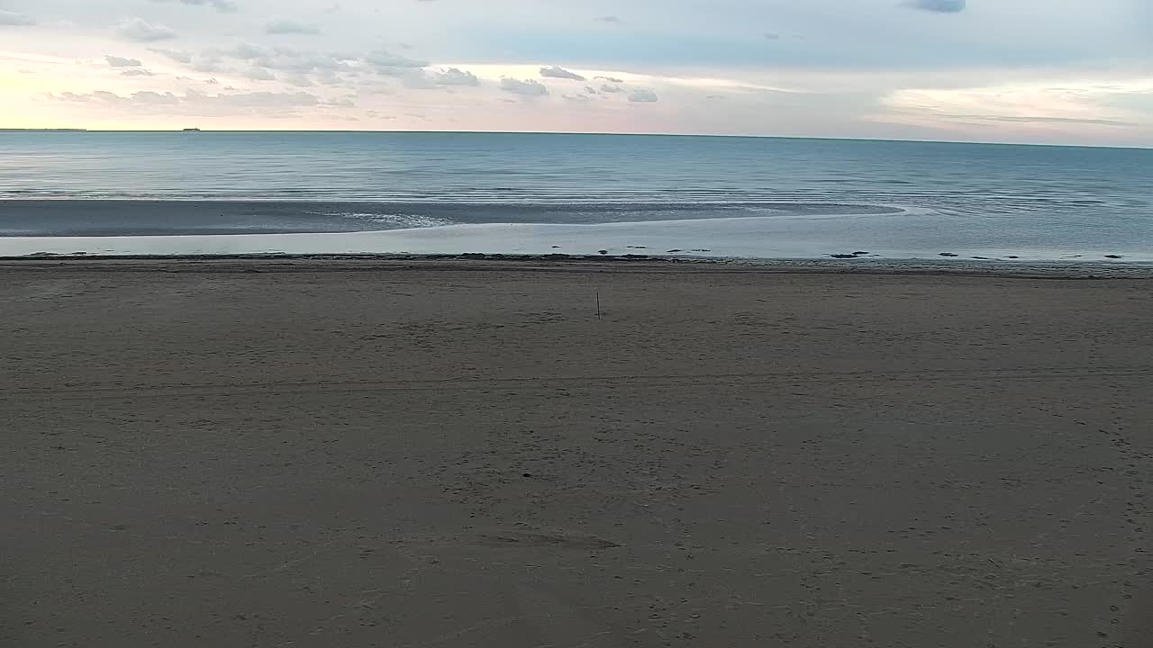 Webcam en direct Grado : Vues sur la plage et l’aquapark en temps réel