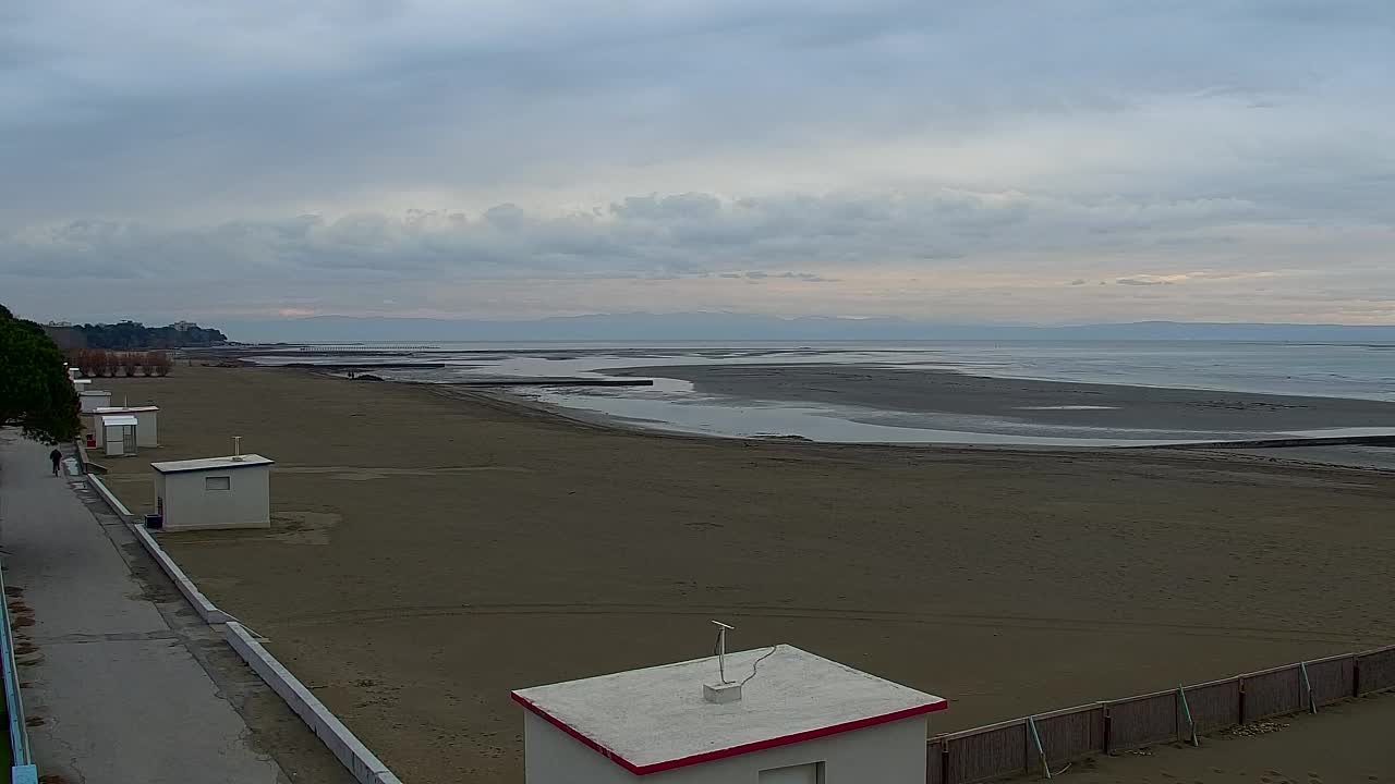 Webcam en direct Grado : Vues sur la plage et l’aquapark en temps réel