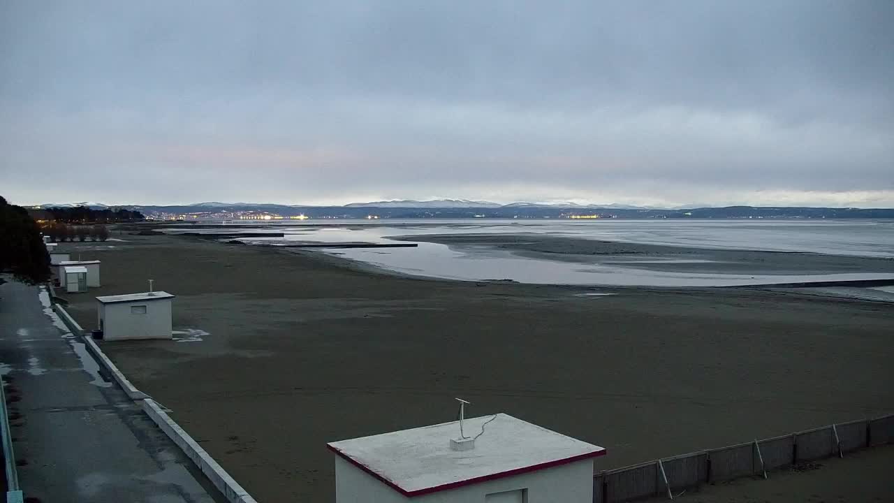 Webcam en direct Grado : Vues sur la plage et l’aquapark en temps réel