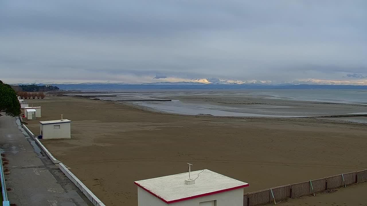 Webcam en direct Grado : Vues sur la plage et l’aquapark en temps réel