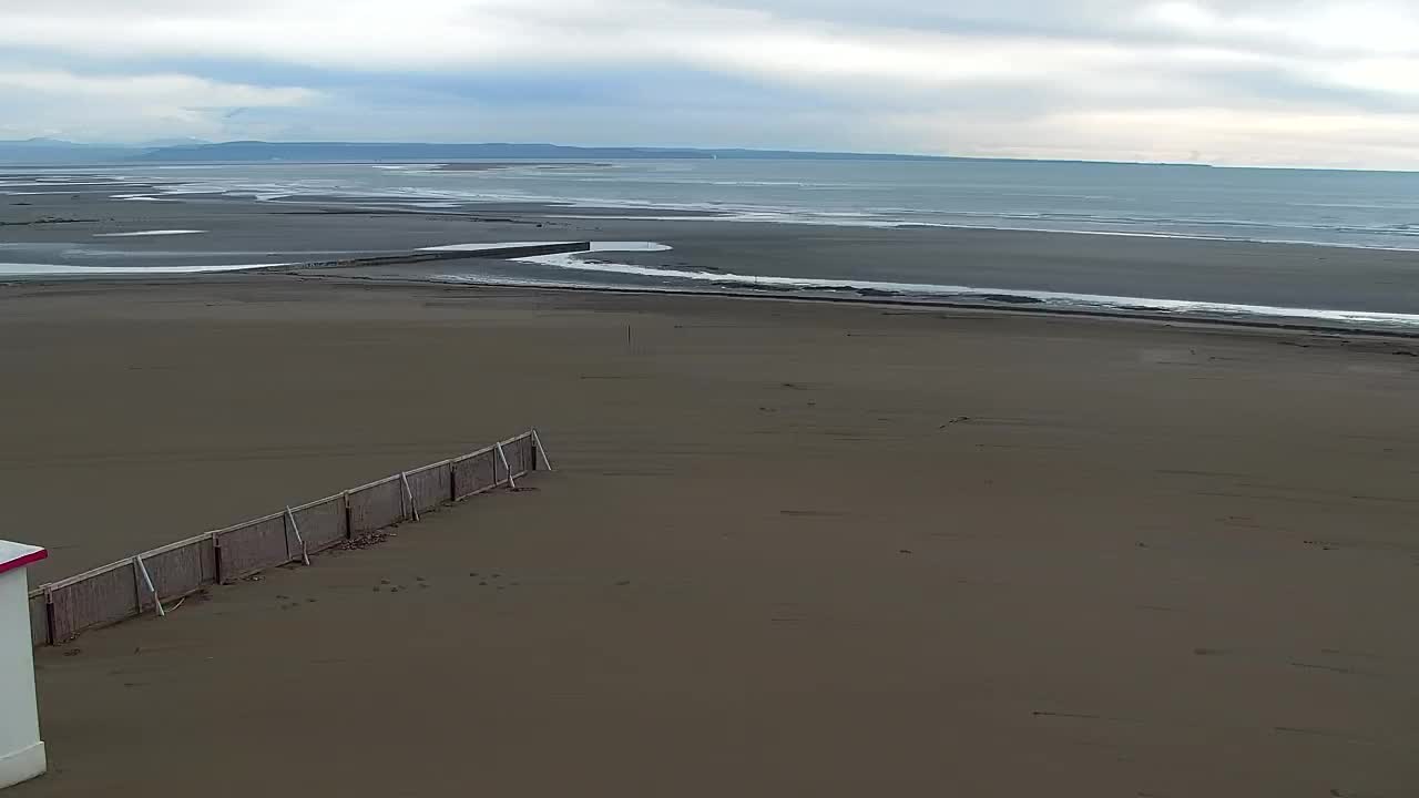 Grado Beach and Aquapark Views in Real Time