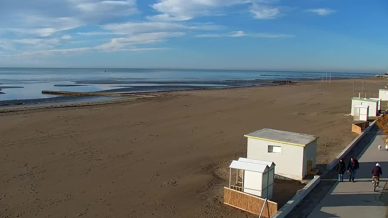 Webcam en vivo Grado: Vistas de la playa y del parque acuático en tiempo real