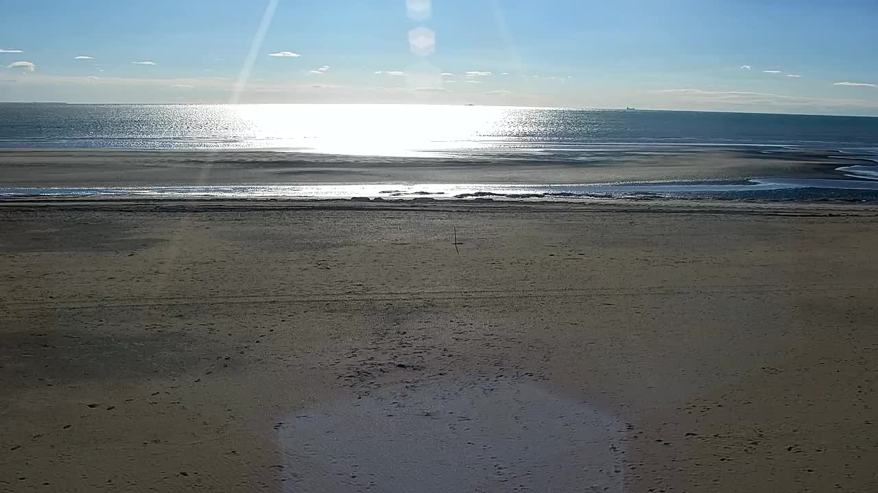 Webcam Live Grado: Vista sulla spiaggia e sull’acquapark in tempo reale