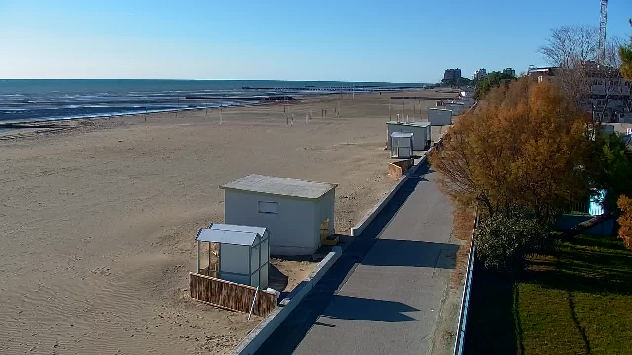 Spletna kamera v živo Grado: Pogledi na plažo in vodni park v realnem času