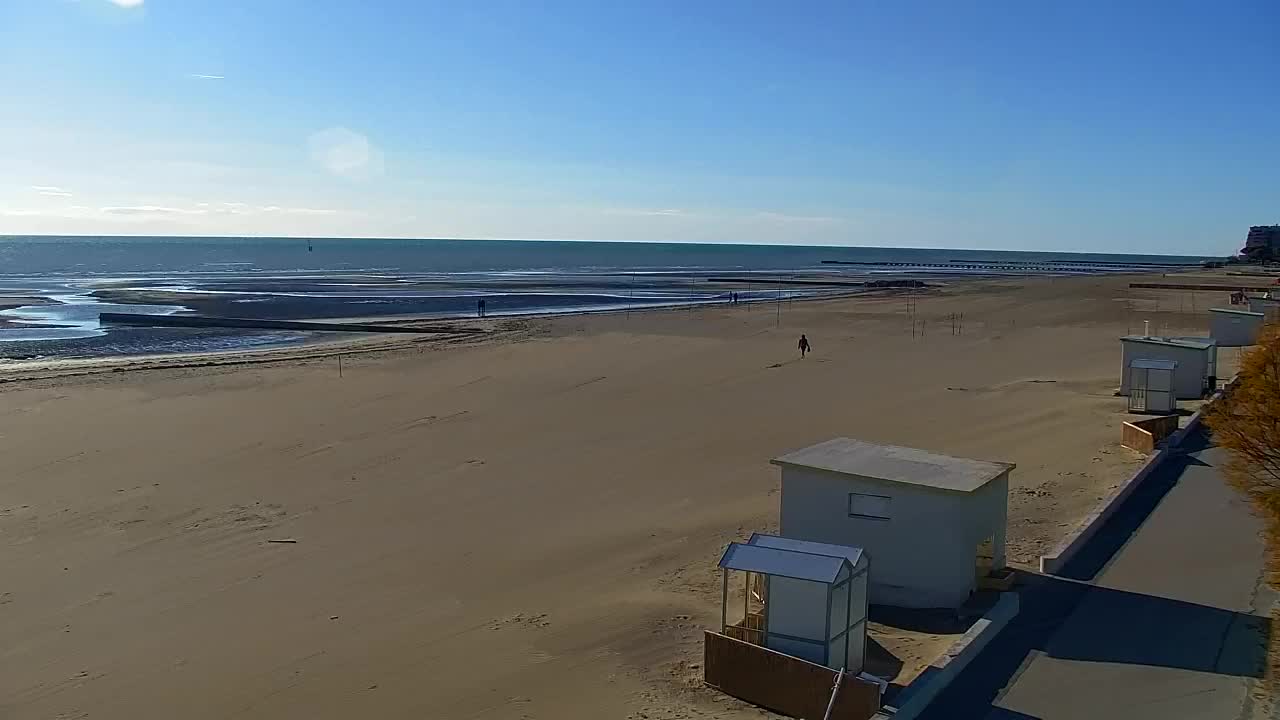 Webcam Live Grado: Vista sulla spiaggia e sull’acquapark in tempo reale