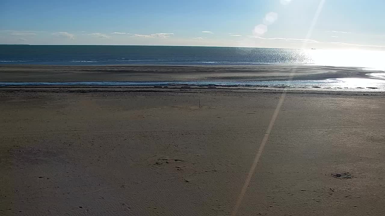 Webcam Live Grado: Vista sulla spiaggia e sull’acquapark in tempo reale