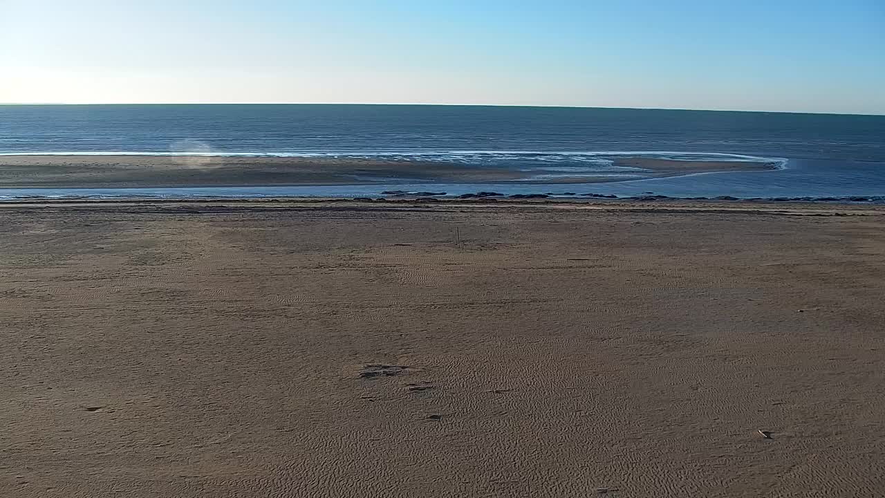 Grado Beach and Aquapark Views in Real Time