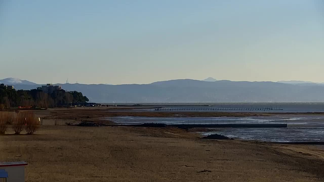 Grado Beach and Aquapark Views in Real Time