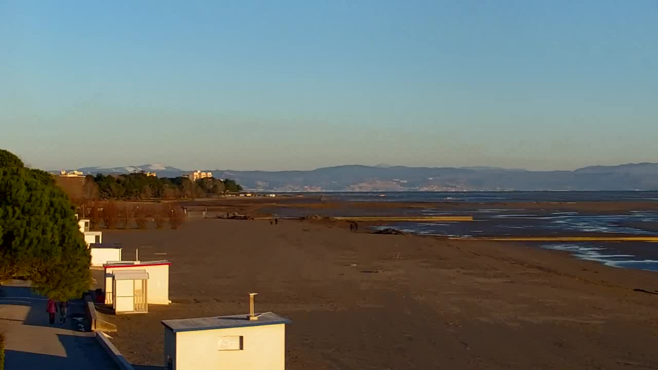 Webcam en direct Grado : Vues sur la plage et l’aquapark en temps réel