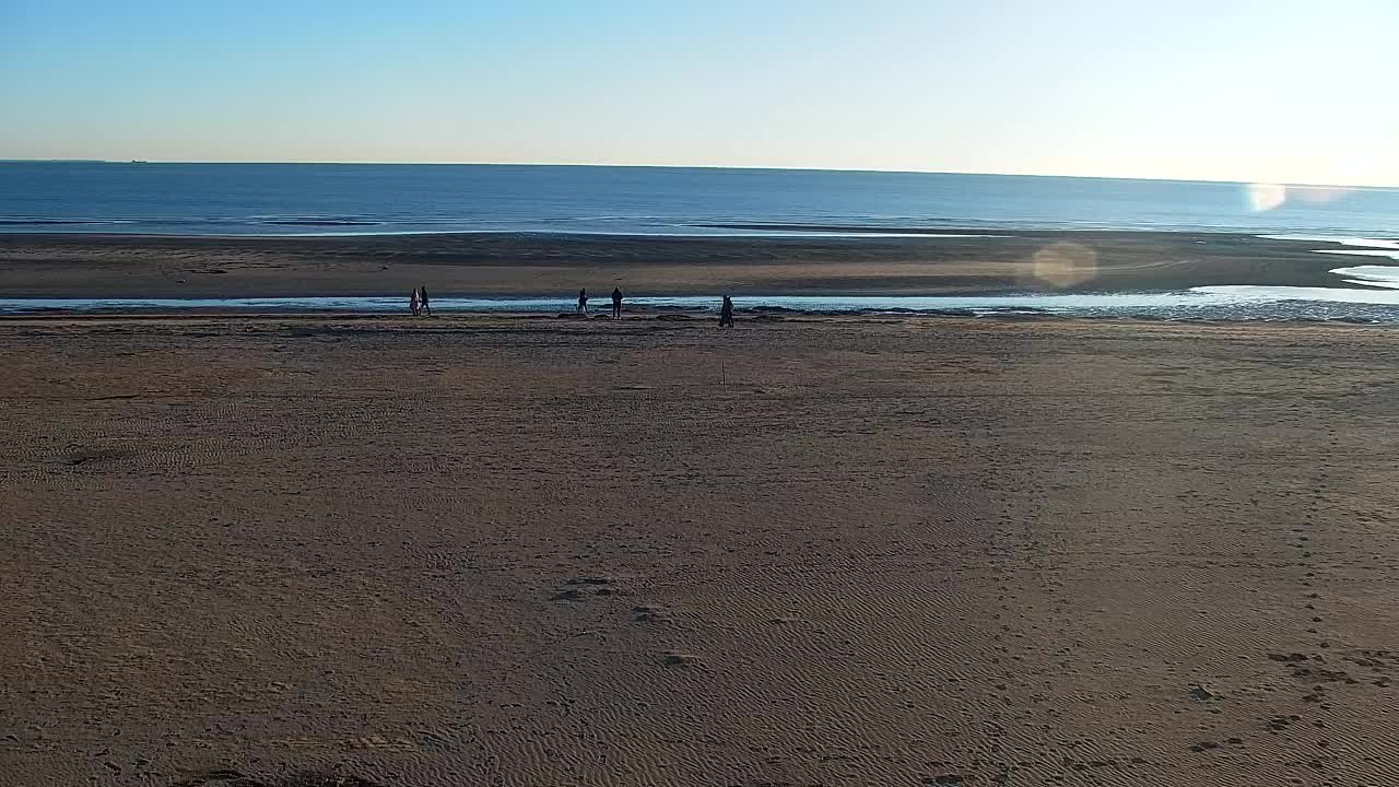 Grado Beach and Aquapark Views in Real Time