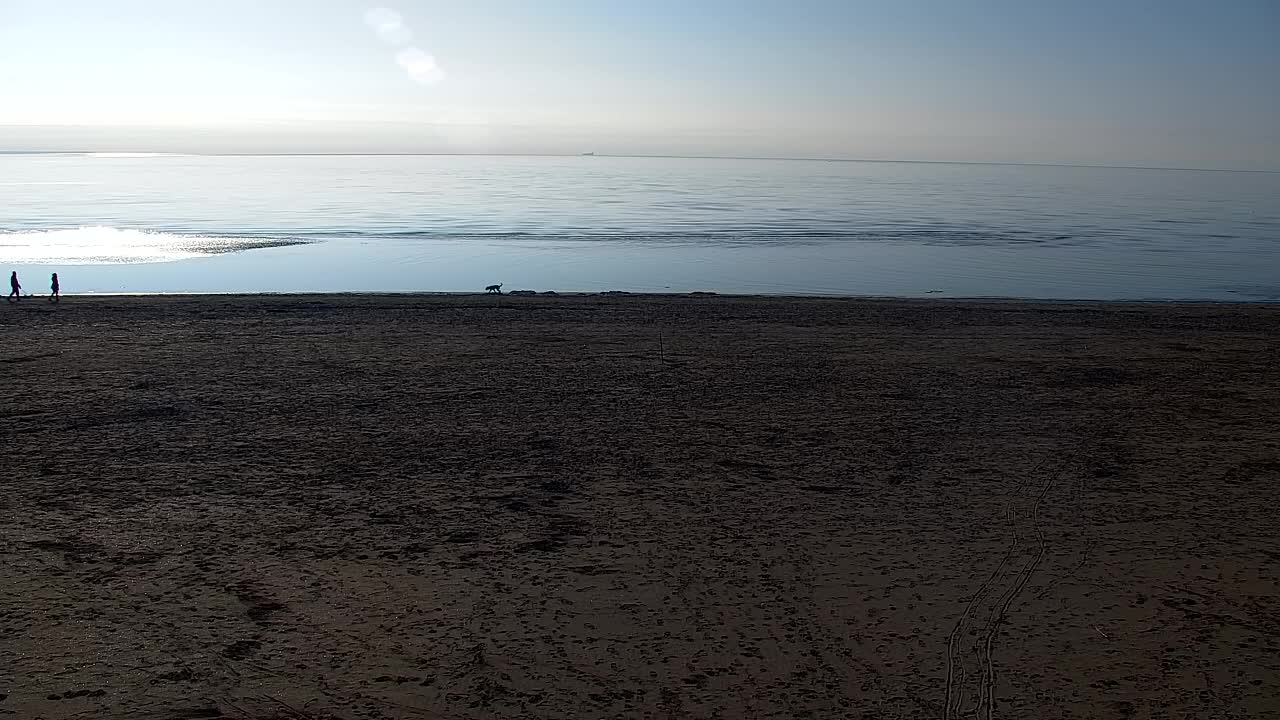 Spletna kamera v živo Grado: Pogledi na plažo in vodni park v realnem času