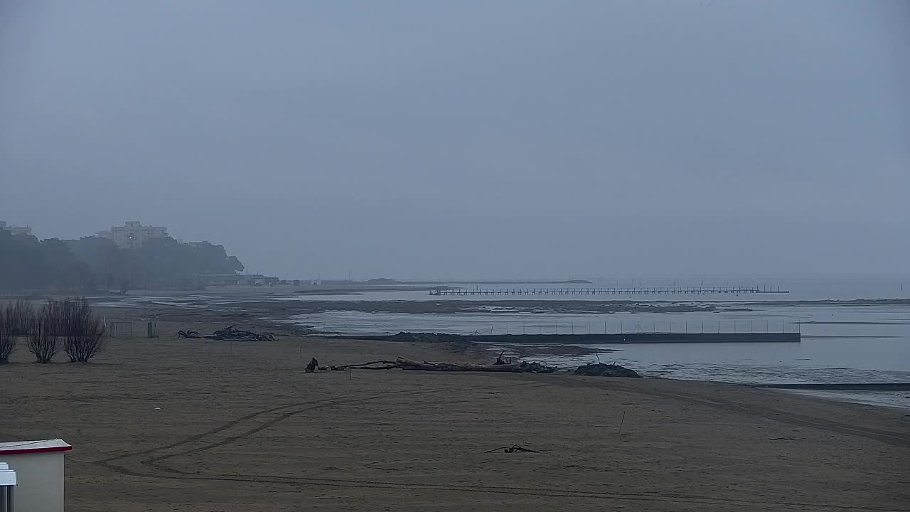 Webcam en direct Grado : Vues sur la plage et l’aquapark en temps réel