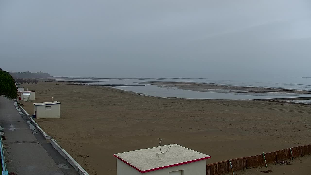 Webcam Live Grado: Vista sulla spiaggia e sull’acquapark in tempo reale