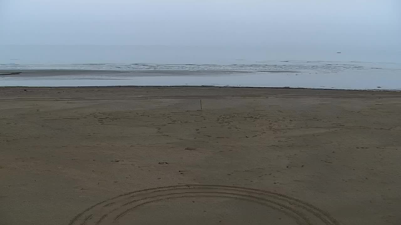 Webcam Live Grado: Vista sulla spiaggia e sull’acquapark in tempo reale