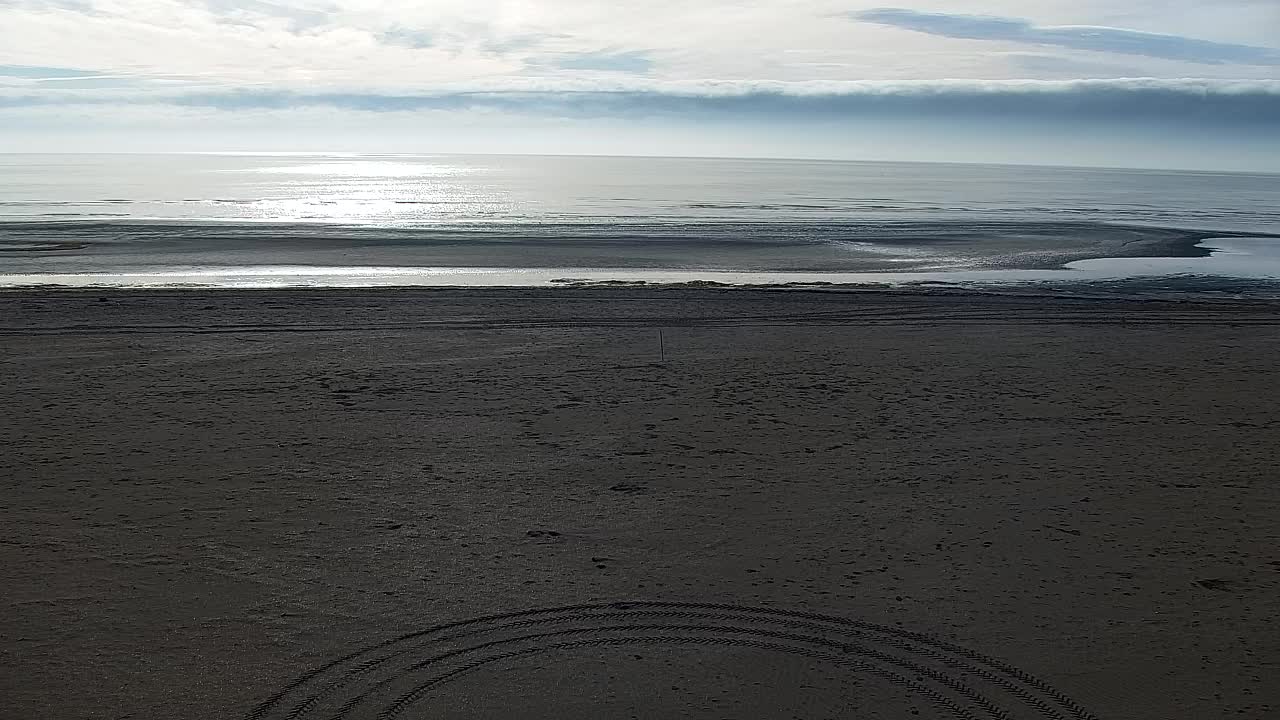 Webcam en vivo Grado: Vistas de la playa y del parque acuático en tiempo real