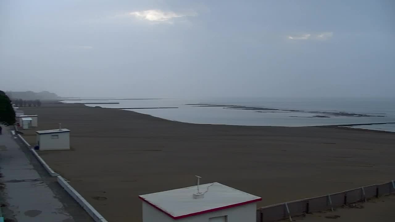 Webcam en direct Grado : Vues sur la plage et l’aquapark en temps réel