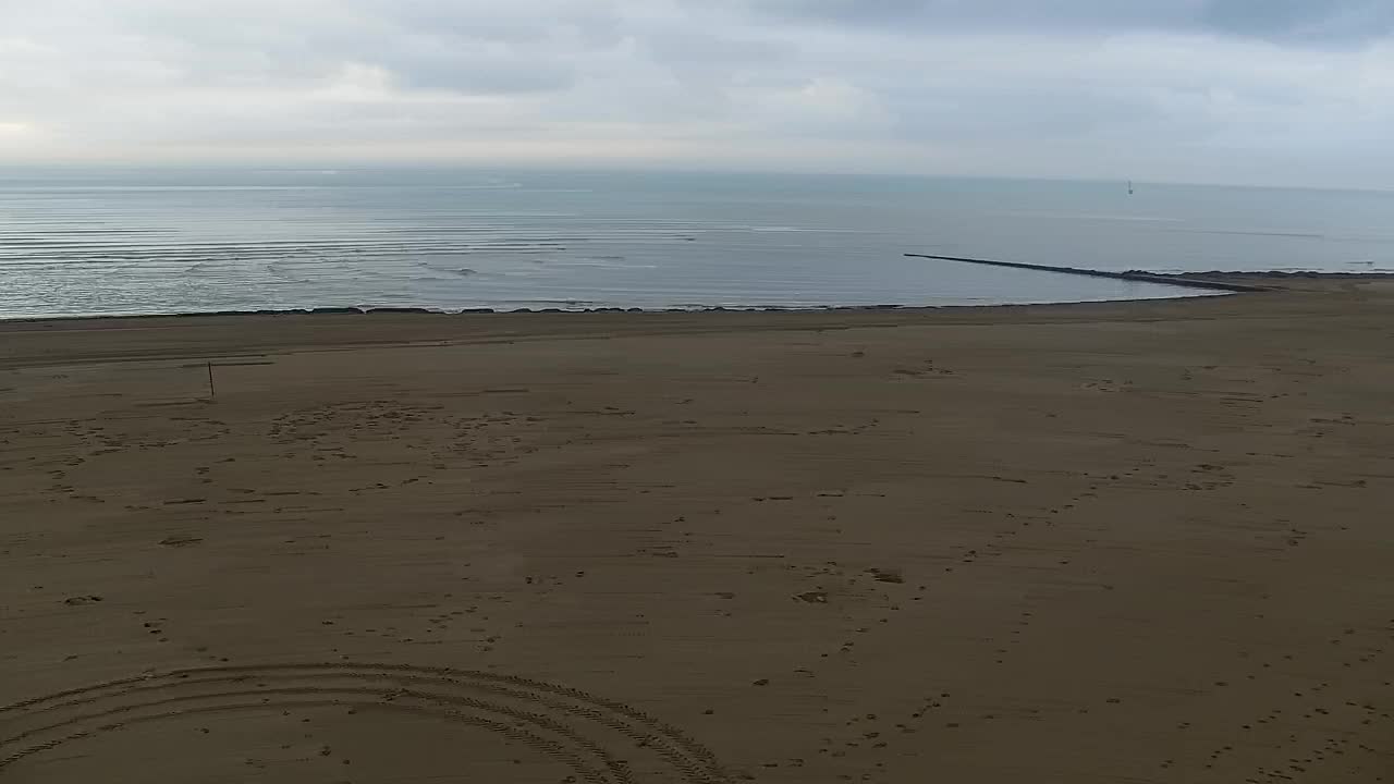 Spletna kamera v živo Grado: Pogledi na plažo in vodni park v realnem času