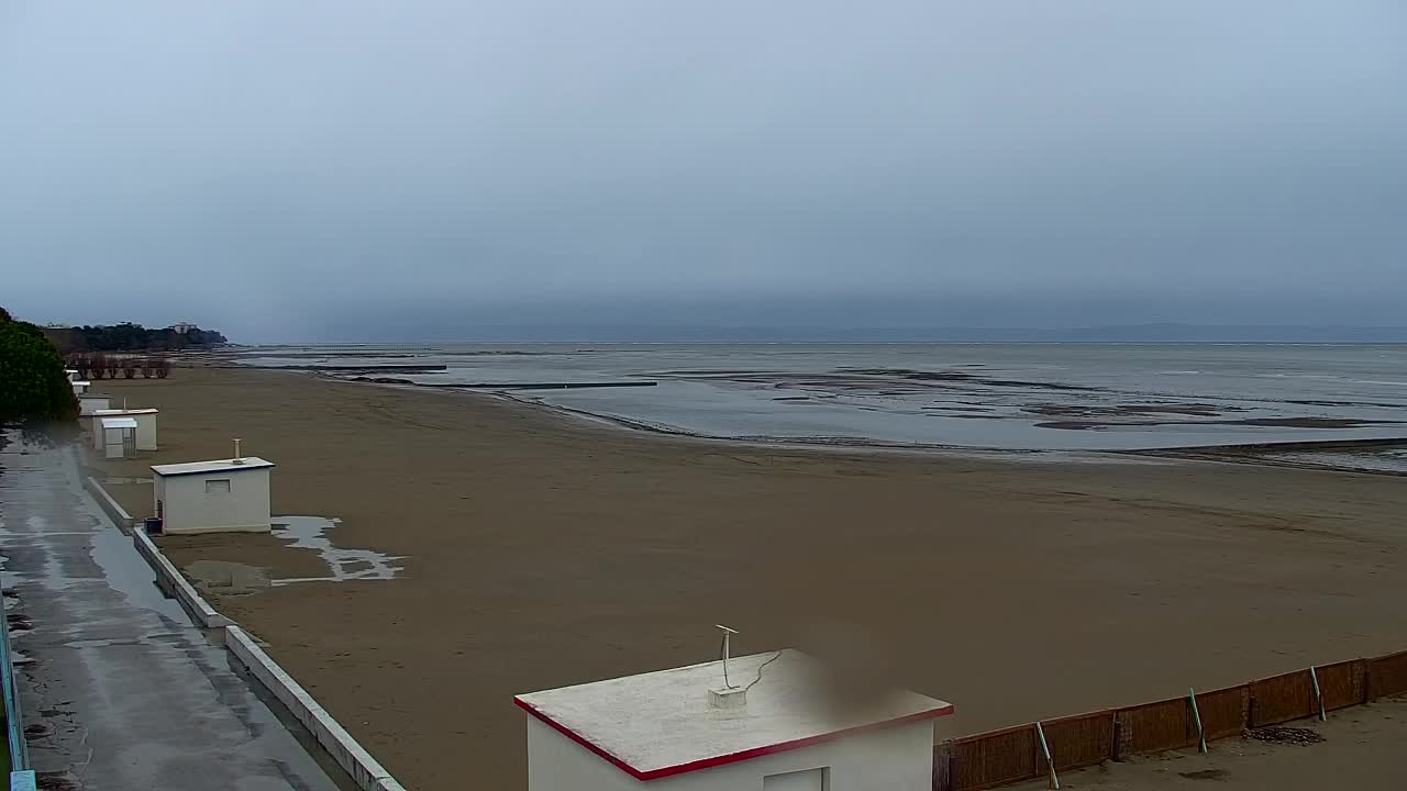 Webcam Live Grado: Vista sulla spiaggia e sull’acquapark in tempo reale